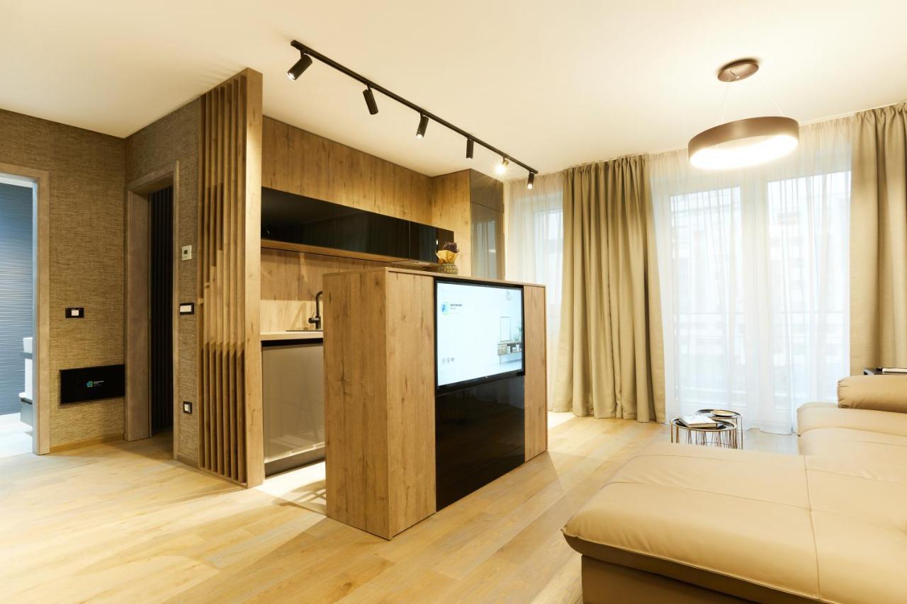 Promenada Studios Brasov Ngoại thất bức ảnh
